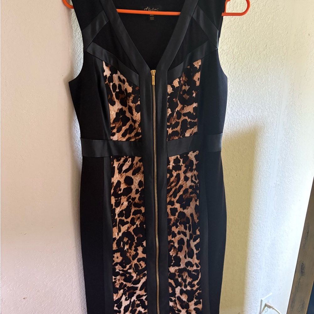 Black and Tan Sleeveless V-Neck Bodycon Midi Dress